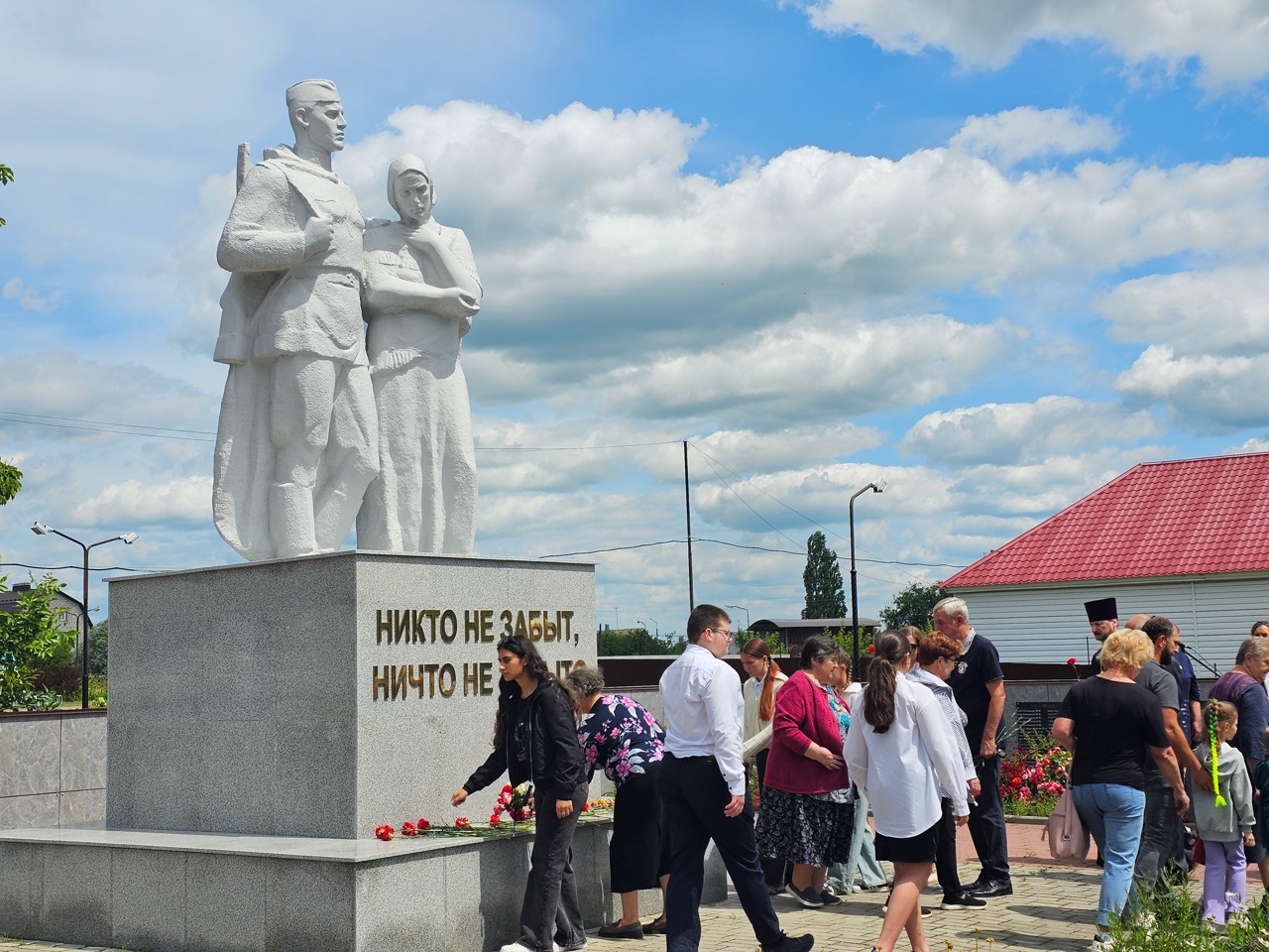 В День памяти и скорби  почтим погибших в Великой Отечественной войне.